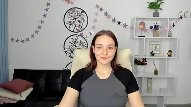 OliviaMontgomery online show from March 20, 1:15 pm
