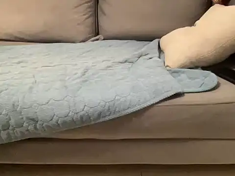 4small4inchlol online show from September 30, 10:04 pm