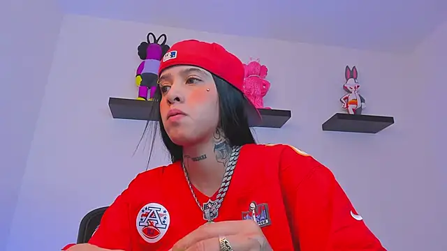 Gangster Girl online show from March 15, 2:03 am