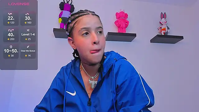 Gangster Girl online show from March 22, 2:37 am