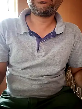Snapshot of daddy_indian chatting on October 14, 5:41 am daddy indian online show from October 14, 5:41 am