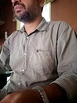 Snapshot of daddy_indian chatting on November 21, 11:31 am daddy indian online show from November 21, 11:31 am