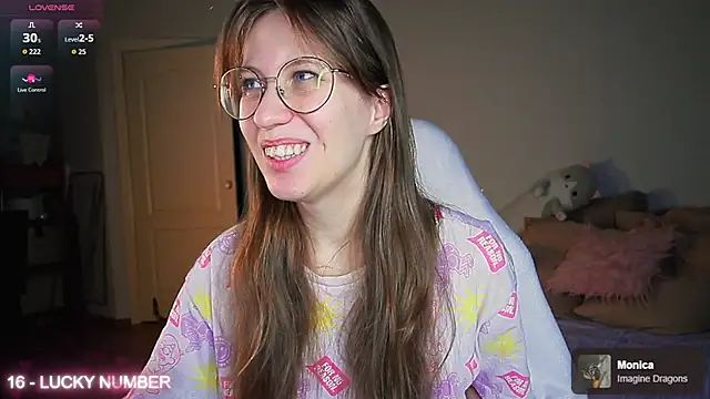 ms allison w online show from May 17, 4:47 pm