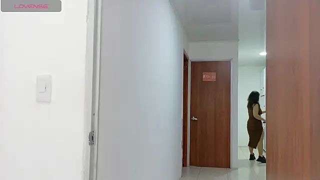 AvrillThomas online show from January 11, 11:34 am