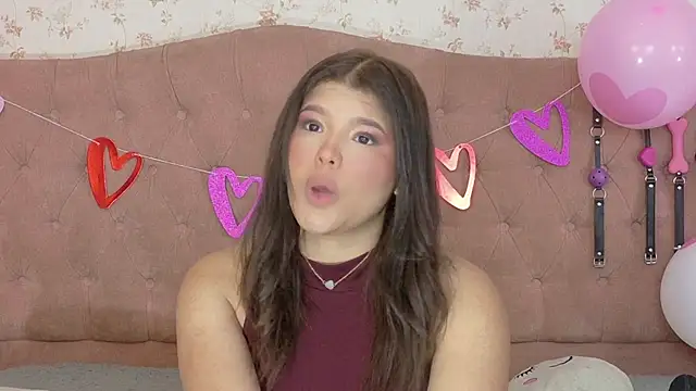 AvrillThomas online show from February 14, 10:04 pm