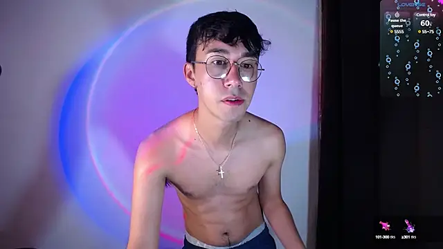 cameron cum online show from February 4, 10:10 am
