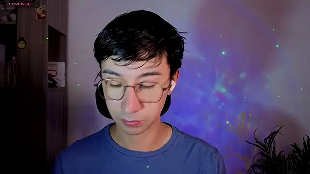 Snapshot of cameron_cum chatting on September 19, 11:44 am cameron cum online show from September 19, 11:44 am