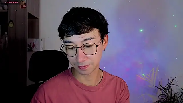 Snapshot of cameron_cum chatting on September 24, 1:47 pm cameron cum online show from September 24, 1:47 pm