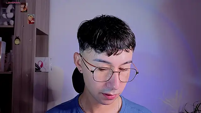 Snapshot of cameron_cum chatting on September 29, 11:37 am cameron cum online show from September 29, 11:37 am