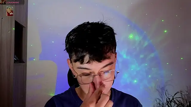 Snapshot of cameron_cum chatting on October 11, 1:53 pm cameron cum online show from October 11, 1:53 pm