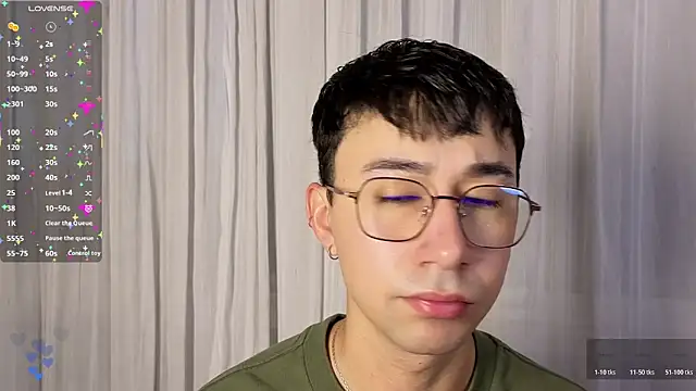 Snapshot of cameron_cum chatting on February 19, 11:06 am cameron cum online show from February 19, 11:06 am