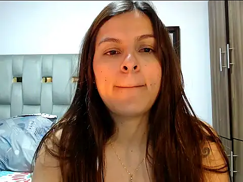 lindacutferrer online show from May 23, 10:58 pm