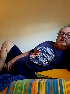 Snapshot of bluangelo chatting on September 21, 12:07 pm bluangelo online show from September 21, 12:07 pm