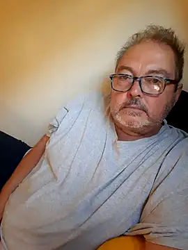 Snapshot of bluangelo chatting on September 23, 12:30 pm bluangelo online show from September 23, 12:30 pm