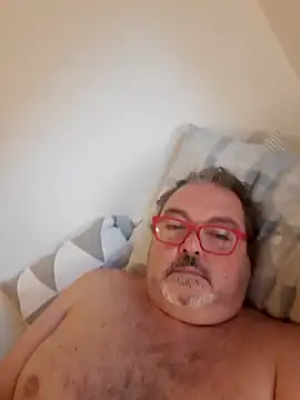 Snapshot of bluangelo chatting on March 6, 1:40 pm bluangelo online show from March 6, 1:40 pm