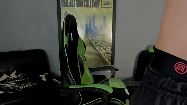 Snapshot of jamesinked_ chatting on January 23, 3:43 pm jamesinked  online show from January 23, 3:43 pm