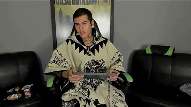 Snapshot of jamesinked_ chatting on February 26, 12:16 am jamesinked  online show from February 26, 12:16 am