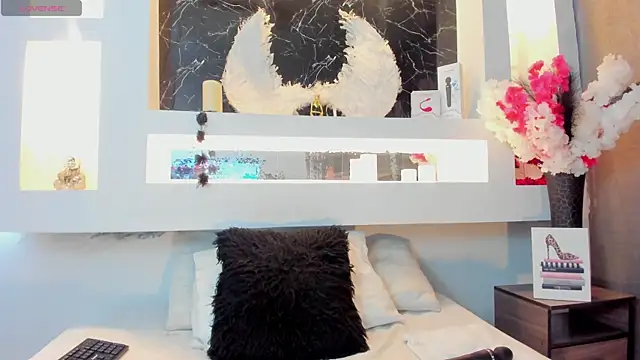 Snapshot of Cinthya_mjs chatting on September 24, 12:19 pm Cinthya mjs online show from September 24, 12:19 pm