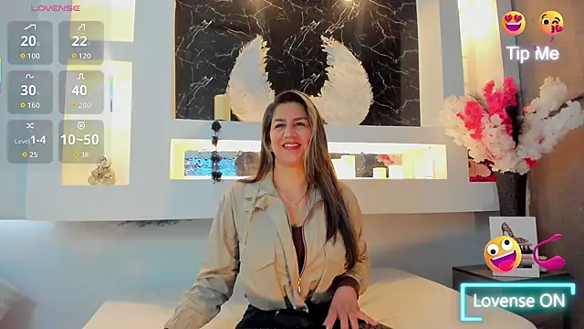 Snapshot of Cinthya_mjs chatting on October 2, 12:01 pm Cinthya mjs online show from October 2, 12:01 pm