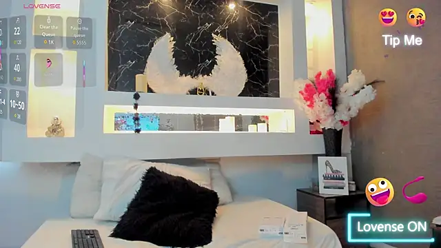 Snapshot of Cinthya_mjs chatting on October 3, 12:13 pm Cinthya mjs online show from October 3, 12:13 pm