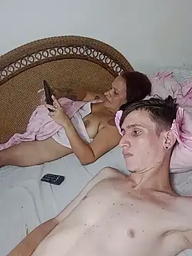 Milfvalesk online show from January 4, 9:20 pm