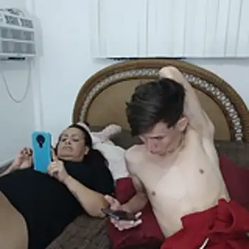 Milfvalesk online show from December 5, 6:11 am