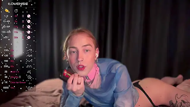 Avril Pearly  online show from October 7, 12:02 pm