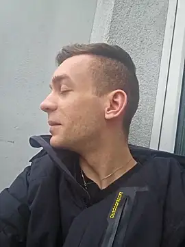 nickdtr online show from February 8, 1:25 pm