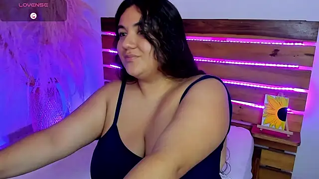 nadine russo online show from May 12, 11:35 pm
