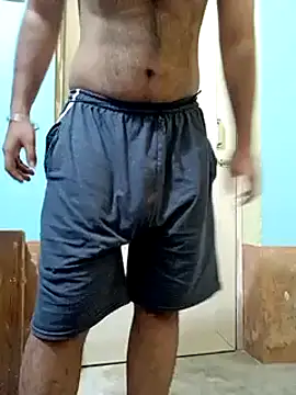 Snapshot of Johnysins24 chatting on February 16, 9:38 pm Johnysins24 online show from February 16, 9:38 pm