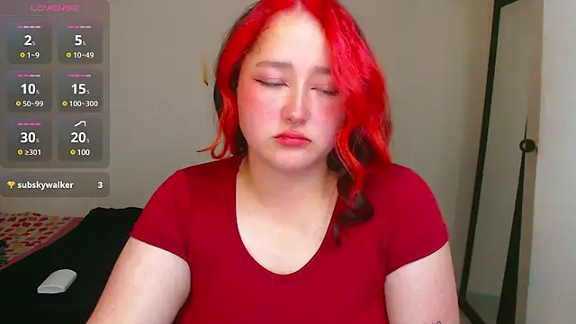 Snapshot of megan_owo chatting on January 7, 1:59 am megan owo online show from January 7, 1:59 am