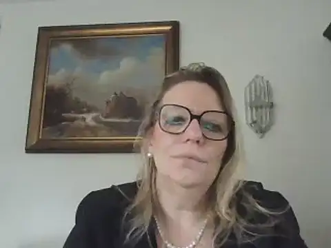 Silkesquirt online show from January 14, 11:31 am