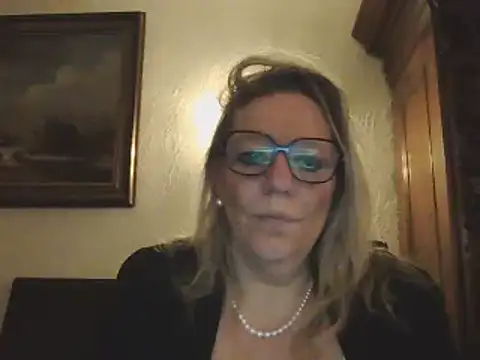Silkesquirt online show from January 23, 6:49 am