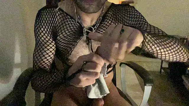 P4RtYBOII92 online show from December 14, 3:56 am