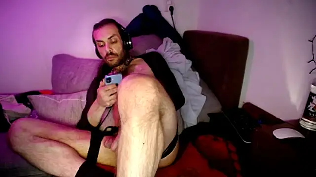 P4RtYBOII92 online show from March 23, 7:34 am