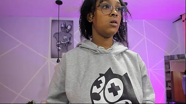 Elith noa online show from January 13, 7:21 pm