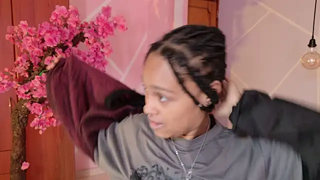 Snapshot of Elith_noa chatting on October 7, 7:22 pm Elith noa online show from October 7, 7:22 pm