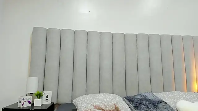 Snapshot of briannajackson_ chatting on February 3, 11:20 am briannajackson online show from February 3, 11:20 am