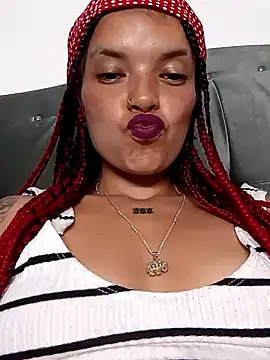 Snapshot of Athena_77 chatting on December 2, 2:53 am Athena 77 online show from December 2, 2:53 am