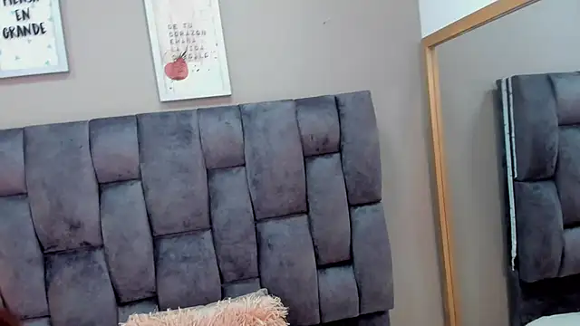 mariaa fernanda online show from November 5, 3:50 am