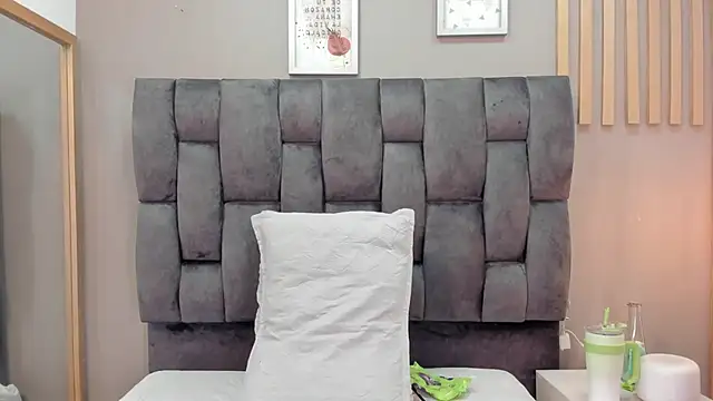 mariaa fernanda online show from January 11, 4:28 am