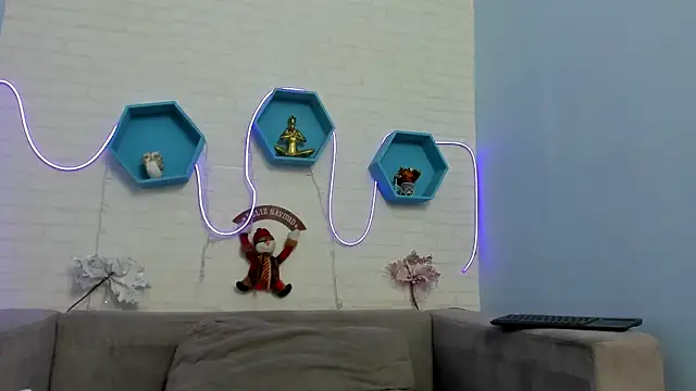  miaquevedo  online show from January 5, 3:34 pm