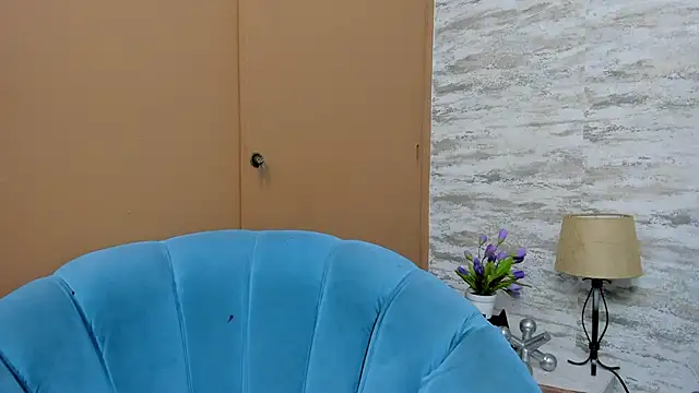  miaquevedo  online show from January 15, 3:18 pm