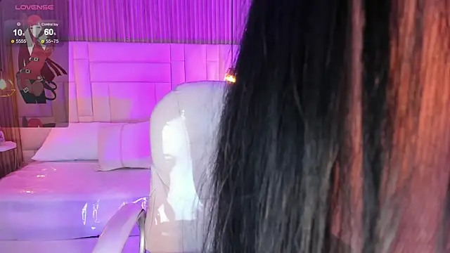 CaitlynCouper online show from January 6, 12:20 pm