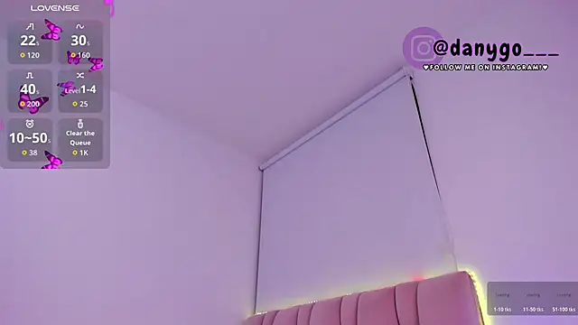 ZarianaEvanz online show from November 21, 11:25 pm