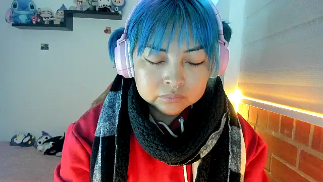 Shaddycute  online show from December 5, 10:02 am