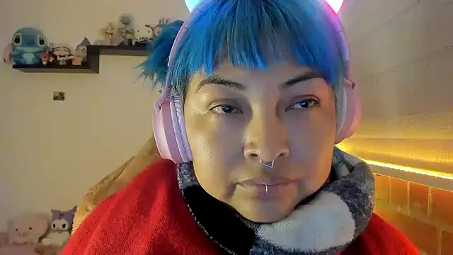 Shaddycute  online show from December 22, 1:08 pm