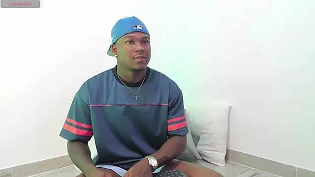 Troykhalil online show from November 9, 9:24 pm