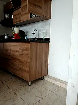 Snapshot of LEIRIS_Y_FRED_01 chatting on October 15, 1:44 pm LEIRIS Y FRED 01 online show from October 15, 1:44 pm