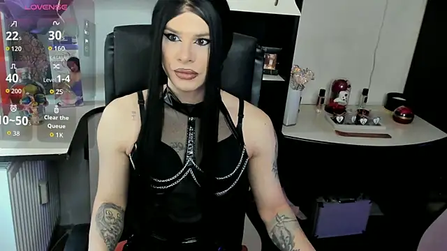 Snapshot of EvelynLexy chatting on March 22, 2:42 pm EvelynLexy online show from March 22, 2:42 pm